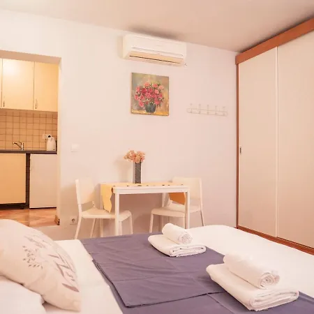 Apartamento Jaksa Hvar Town